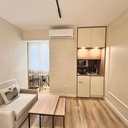 Syncron Apartments In The Center Of Tirana Exterior photo