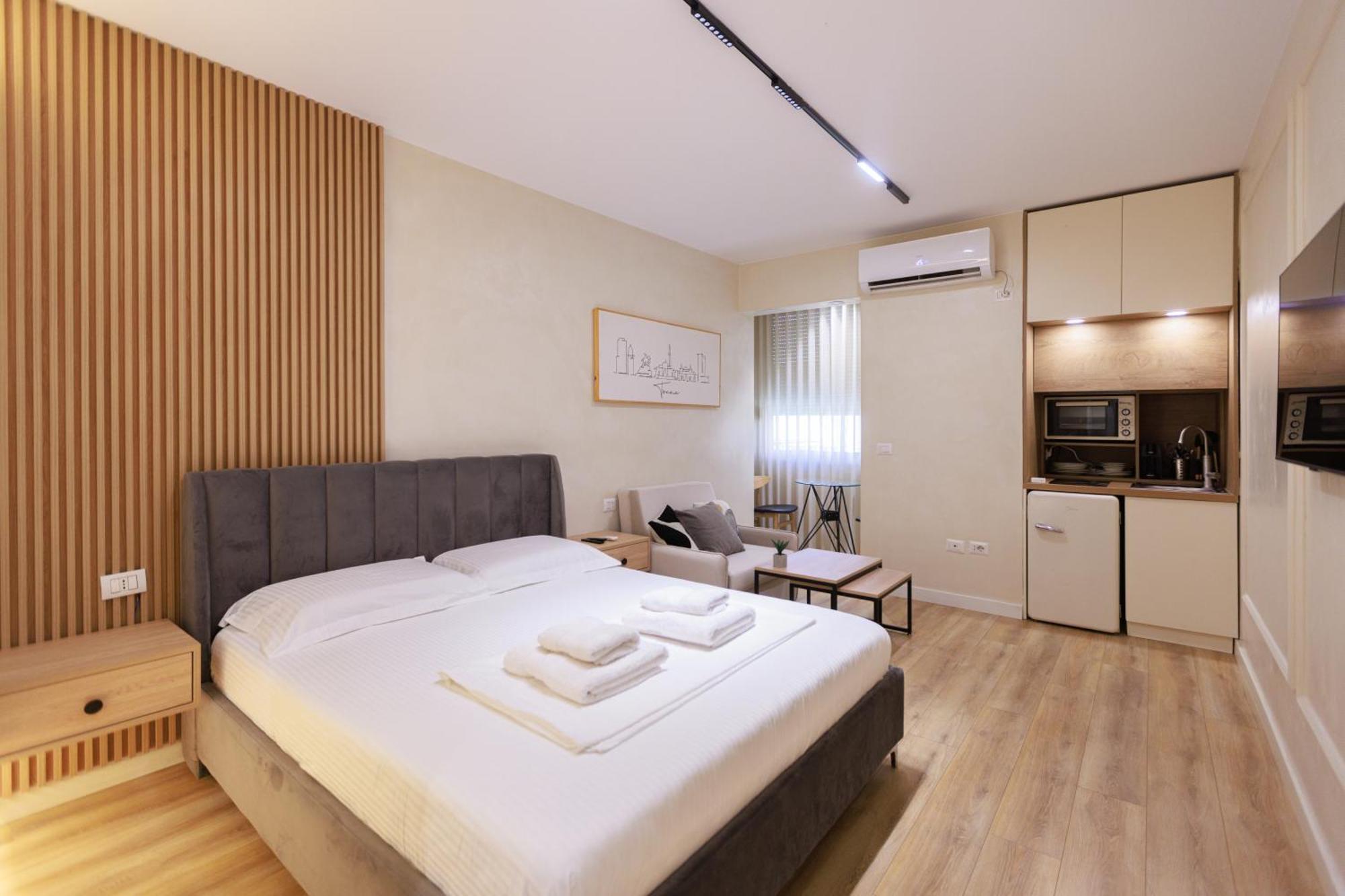 Syncron Apartments In The Center Of Tirana Exterior photo